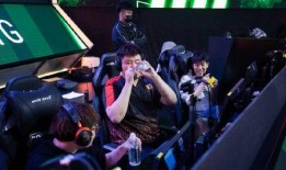 星光天地吃瓜比赛,瓜王争霸，笑料横生