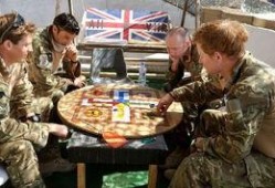 吃瓜看戏生活惬意,品瓜论戏，尽享惬意人生