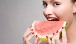 洋瓜尖耳洞化脓可以吃吗,洋瓜尖耳洞化脓期间的饮食注意事项