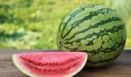 西瓜不吃籽吃瓜,尽享甘甜瓜肉新体验