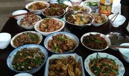 除夕快乐吃瓜,快乐吃瓜，共享团圆时光