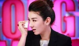 爱豆吃瓜黄奕,黄奕的娱乐圈风云录