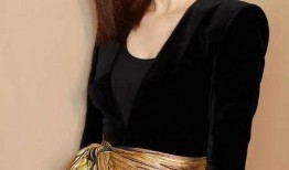 江疏影绿色吊带吃瓜,夏日吃瓜时刻尽显优雅魅力