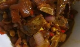 大瓜吃牛蹄,一场别开生面的美食盛宴