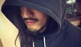 爱情公寓吃瓜少女