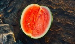 吃瓜鸳鸯,揭秘娱乐圈甜蜜背后的真相