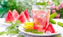 刺梨吃瓜大杯热量,揭秘高热量饮品背后的健康之谜