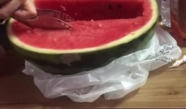 广西宿舍吃瓜,吃瓜事件背后的宿舍生活点滴”