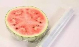 独特吃瓜法,品味夏日清凉新风尚