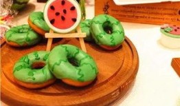 欢乐小镇吃瓜,吃瓜群众的欢乐盛宴